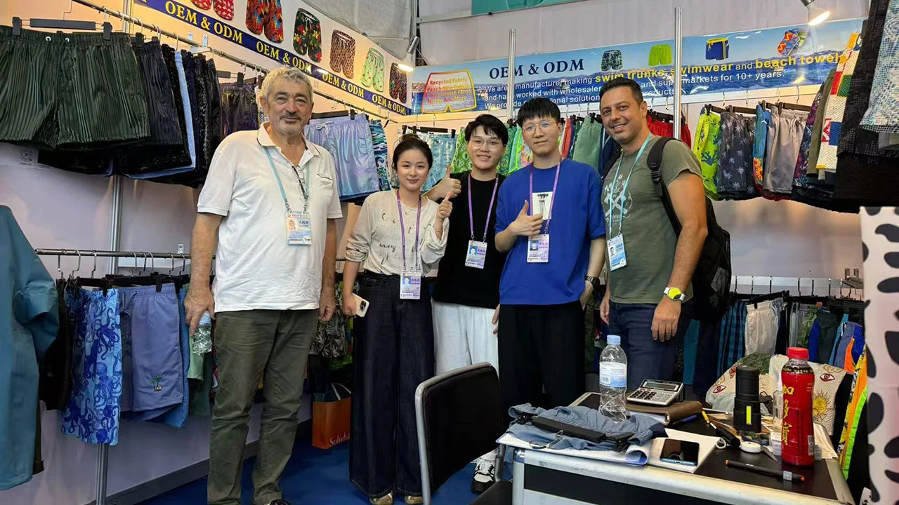 with our long-term Greek clients, 136th Canton Fair